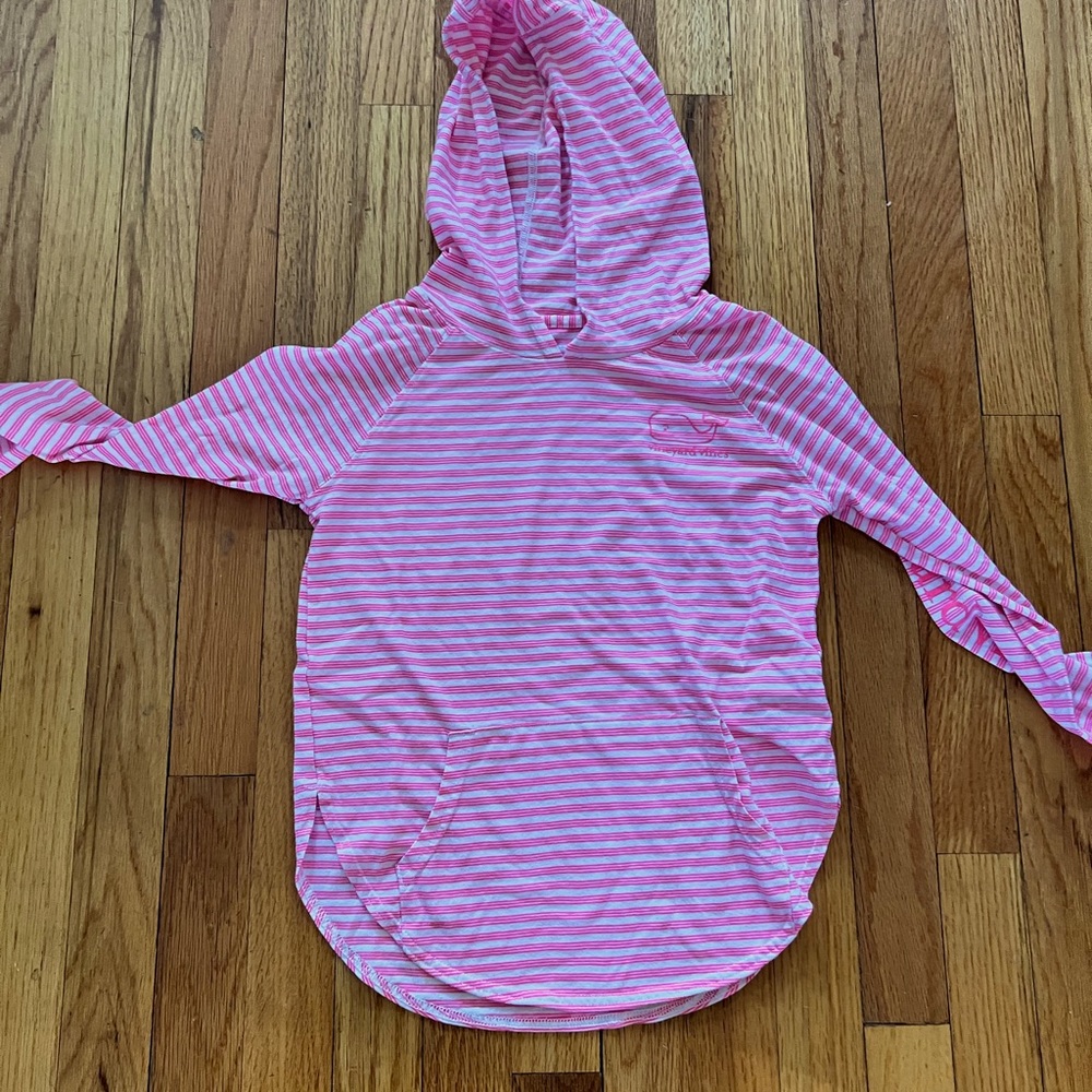 Vineyard vines girl hoodie